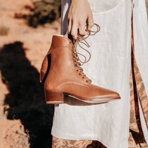 Christy Dawn Shoes - The Dawn Boot
